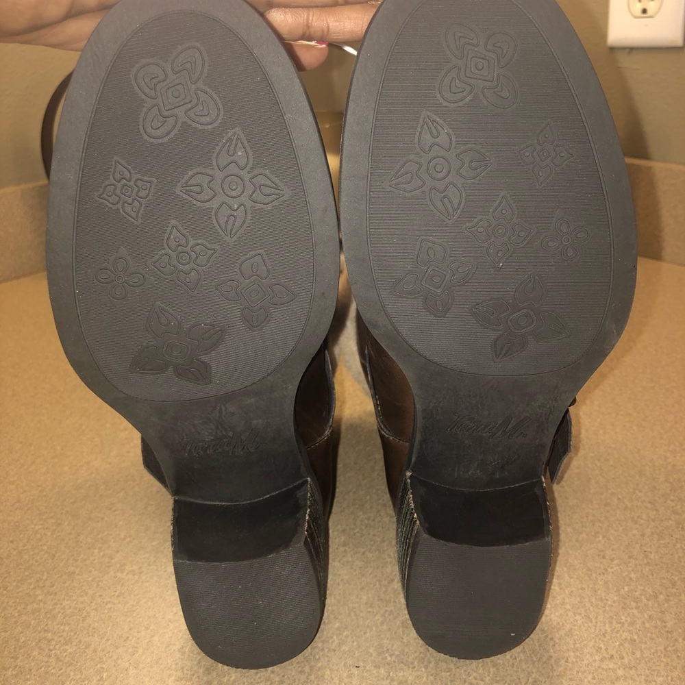 Tara M. Booties - Picture 4 of 8